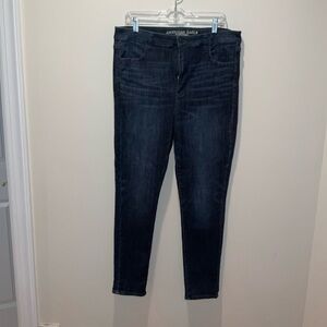 LIKE NEW AMERICAN EAGLE DARK WASH SKINNY JEANS WOMENS SIZE 16
